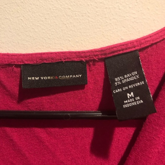 New York & Company size medium top. - Picture 3 of 3